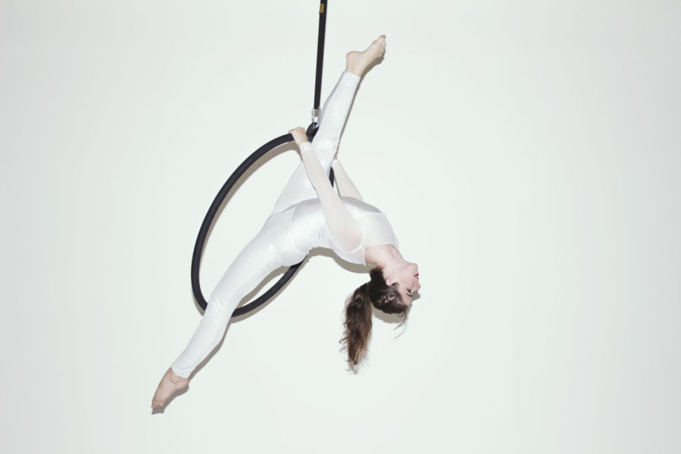 Akrobatické vystoupení - Aerial hoop - Rinas Company