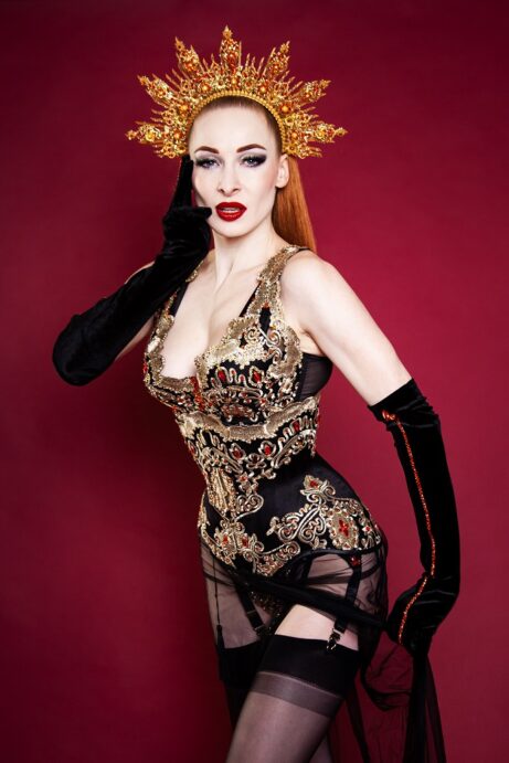 Linde Von Schwärze - Burleska - Rinas Company - Vystoupení